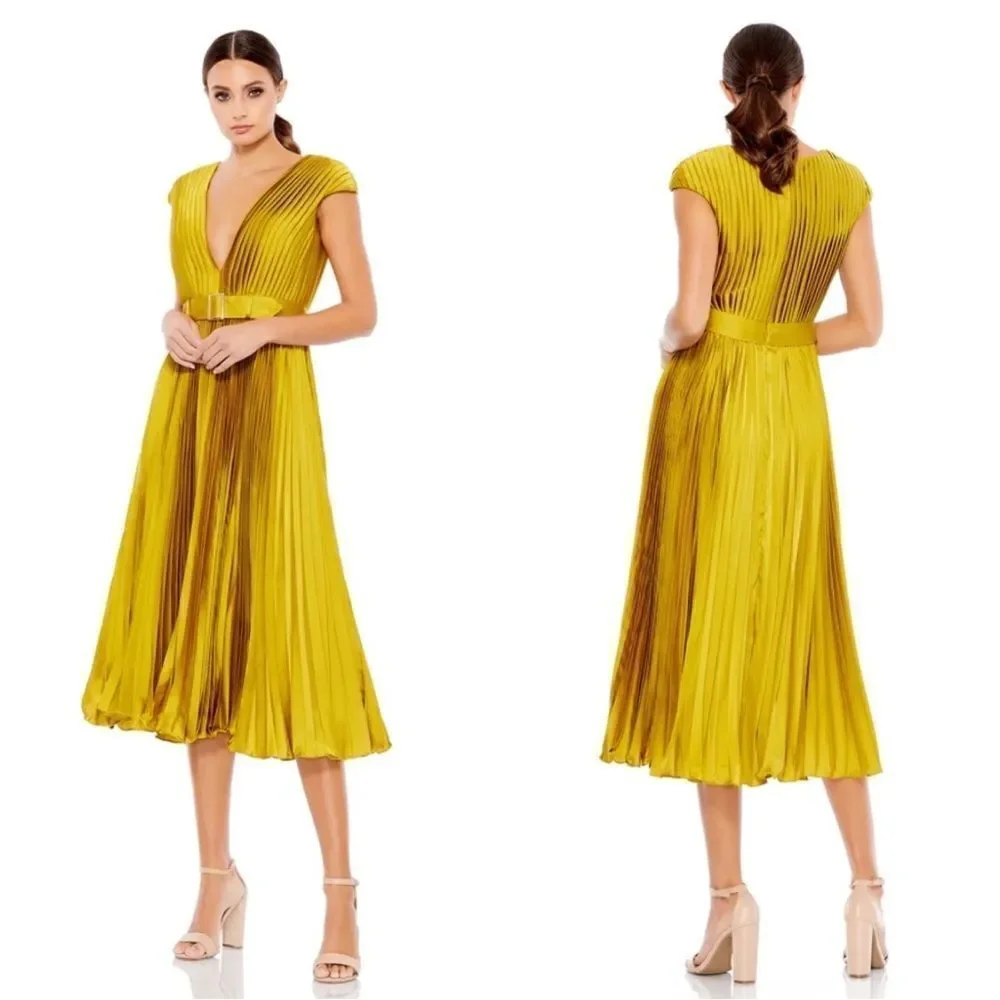 Ieena for Mac Duggal NWT Deep V-Neck Cap Sleeve #26483 Pleated A-Line Midi Dress